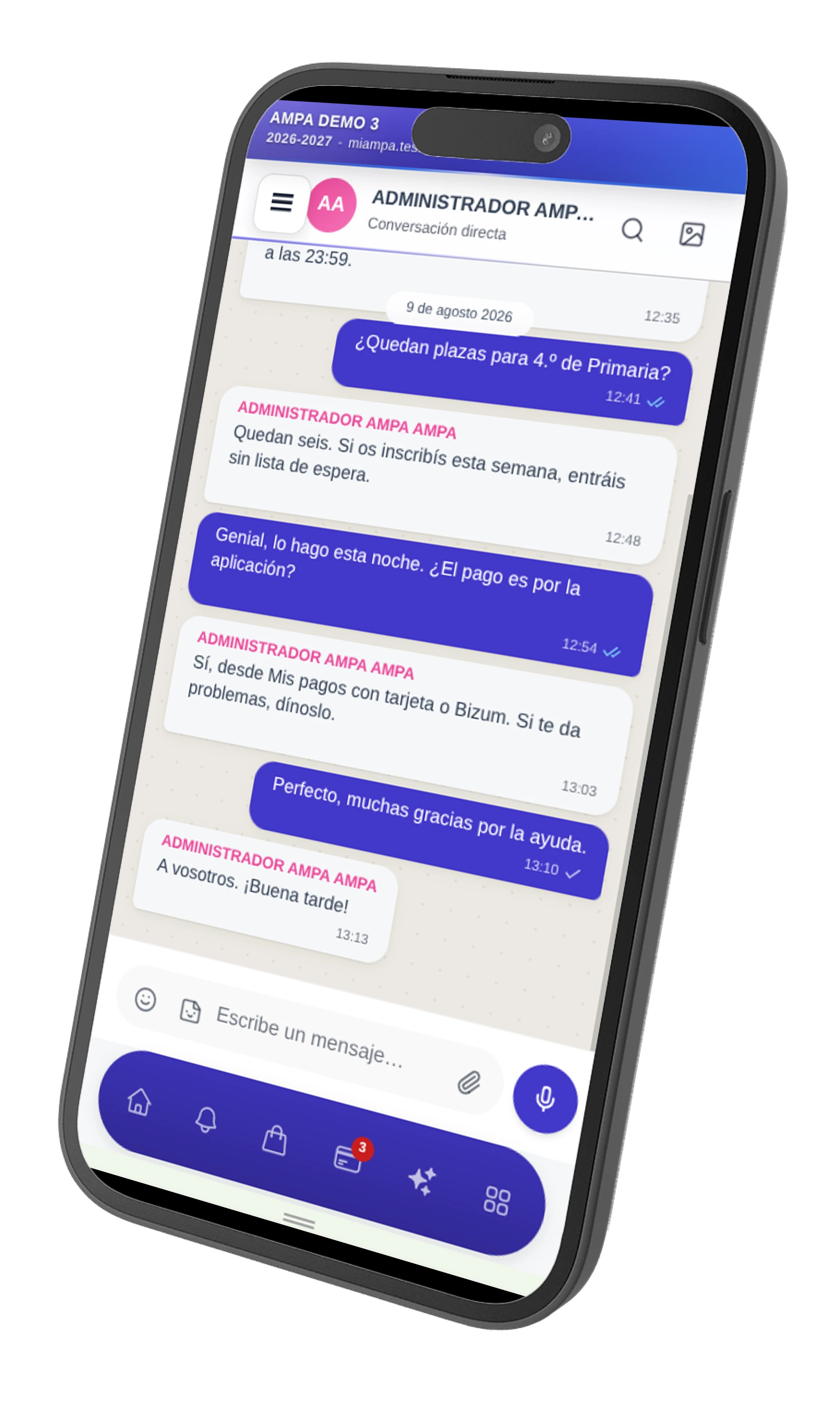 Conversación entre una familia y la junta del AMPA en el chat de la aplicación